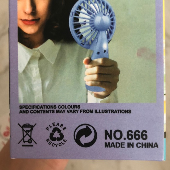 Mini Fan - Picture 10 of 11